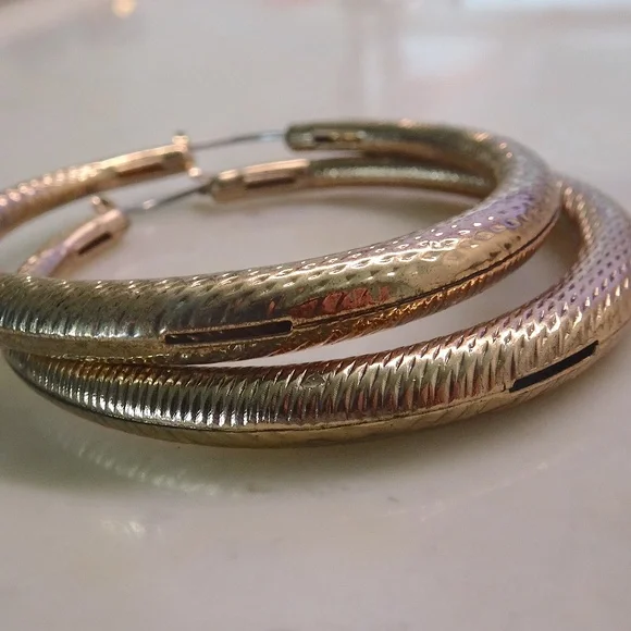 Textured Gold Tone Summer Boho Hippie Hoop Statement Earrings - Picture 7 of 7